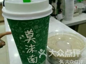 &ldquo;石油加油站是一家多年的老站,油品質(zhì)量有保.&rdquo;